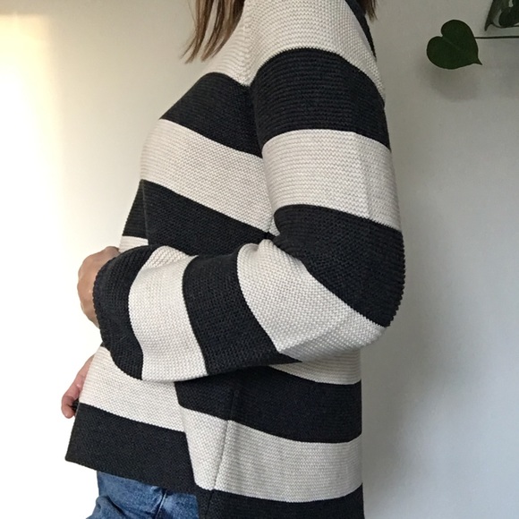 NWT LOFT Colorblock Balloon Sleeve Swing Shape Pullover Sweater, size Medium 🖤 - Picture 5 of 14